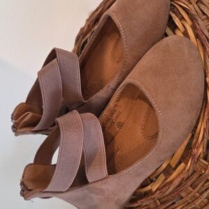 Bella Marie Dana Ballet Flat Toddler Girl 10